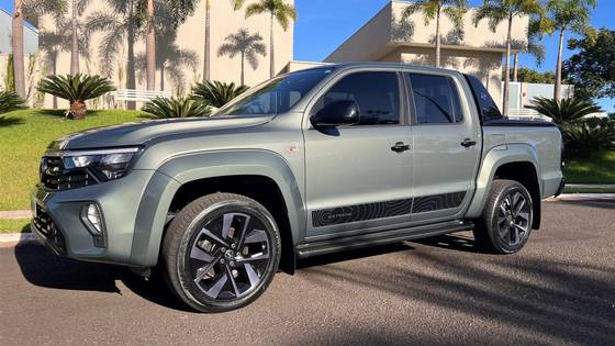 VOLKSWAGEN AMAROK 3.0 V6 TDI DIESEL EXTREME CD 4MOTION AUTOMÁTICO